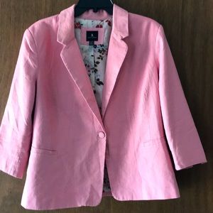Adorable pink blazer. XL